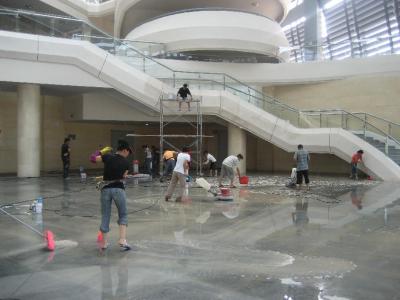 廣西南寧體育中心開荒清潔-南寧保潔公司、南寧清潔公司、地板打蠟、石材翻新